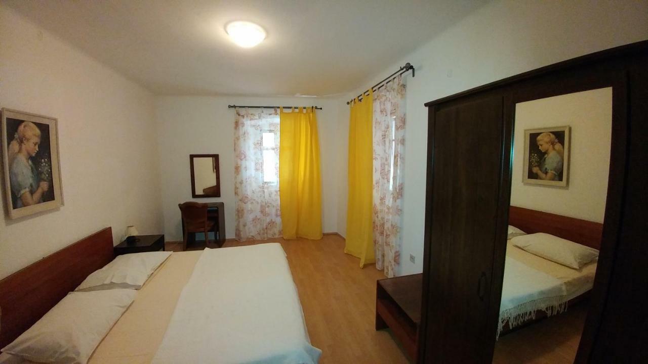 Guesthouse Boris Лабин Экстерьер фото
